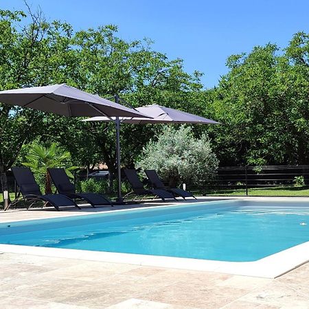 Le 4 Bed and Breakfast Montignac-Lascaux Buitenkant foto