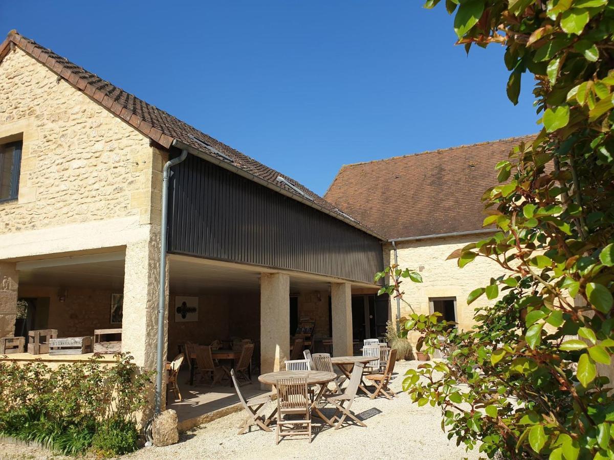 Le 4 Bed and Breakfast Montignac-Lascaux Buitenkant foto