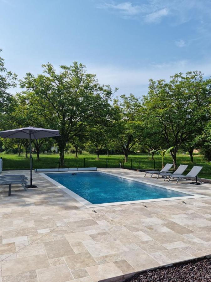 Le 4 Bed and Breakfast Montignac-Lascaux Buitenkant foto