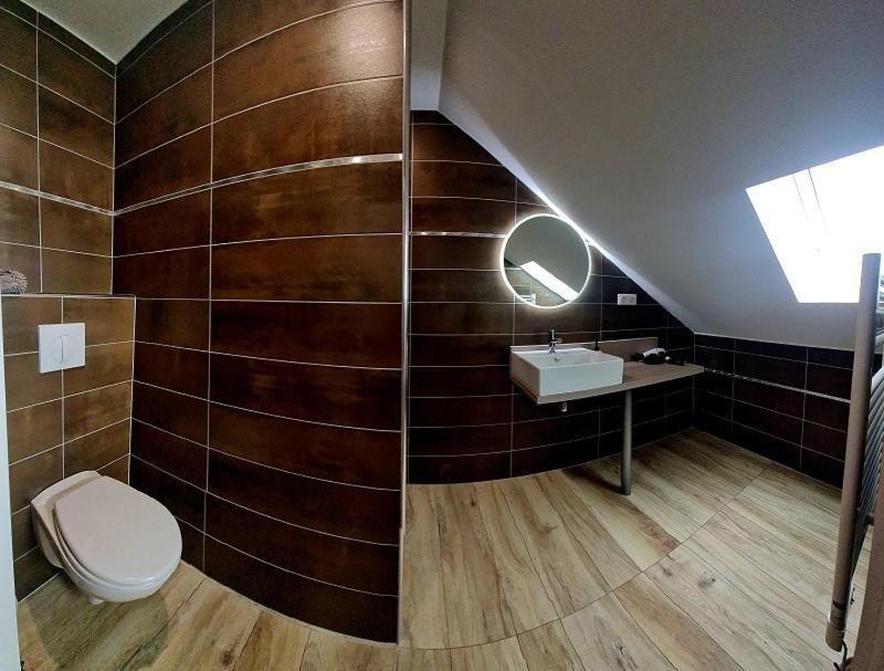 Le 4 Bed and Breakfast Montignac-Lascaux Buitenkant foto