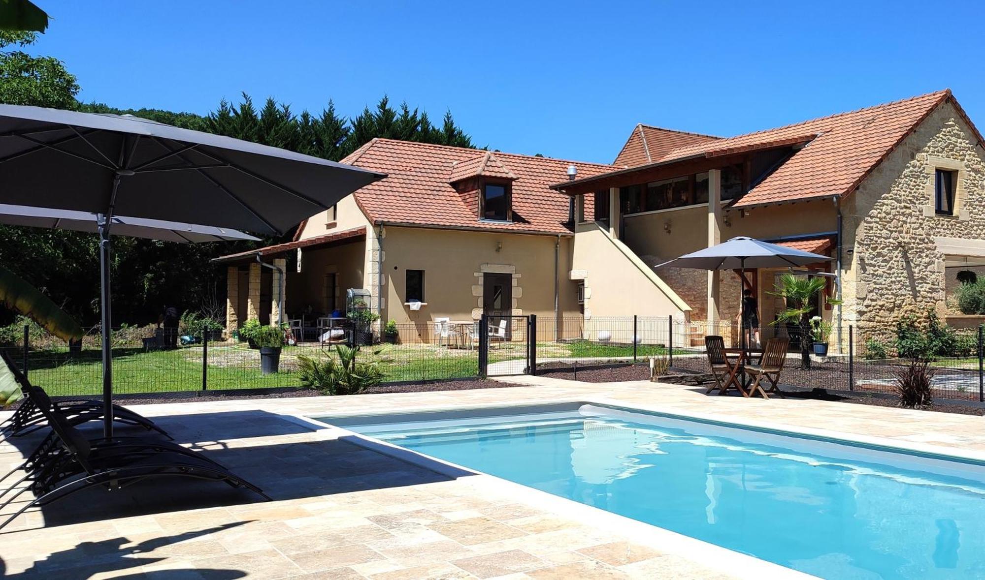 Le 4 Bed and Breakfast Montignac-Lascaux Buitenkant foto
